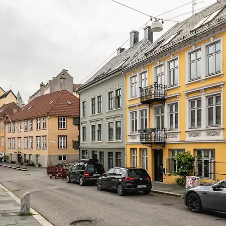 Dinbnb I Top-floor With 3x Workspaces I 350m To Harbour Appartement Bergen
